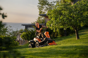 RIDER SERIE 200 HUSQVARNA R200iX AWD